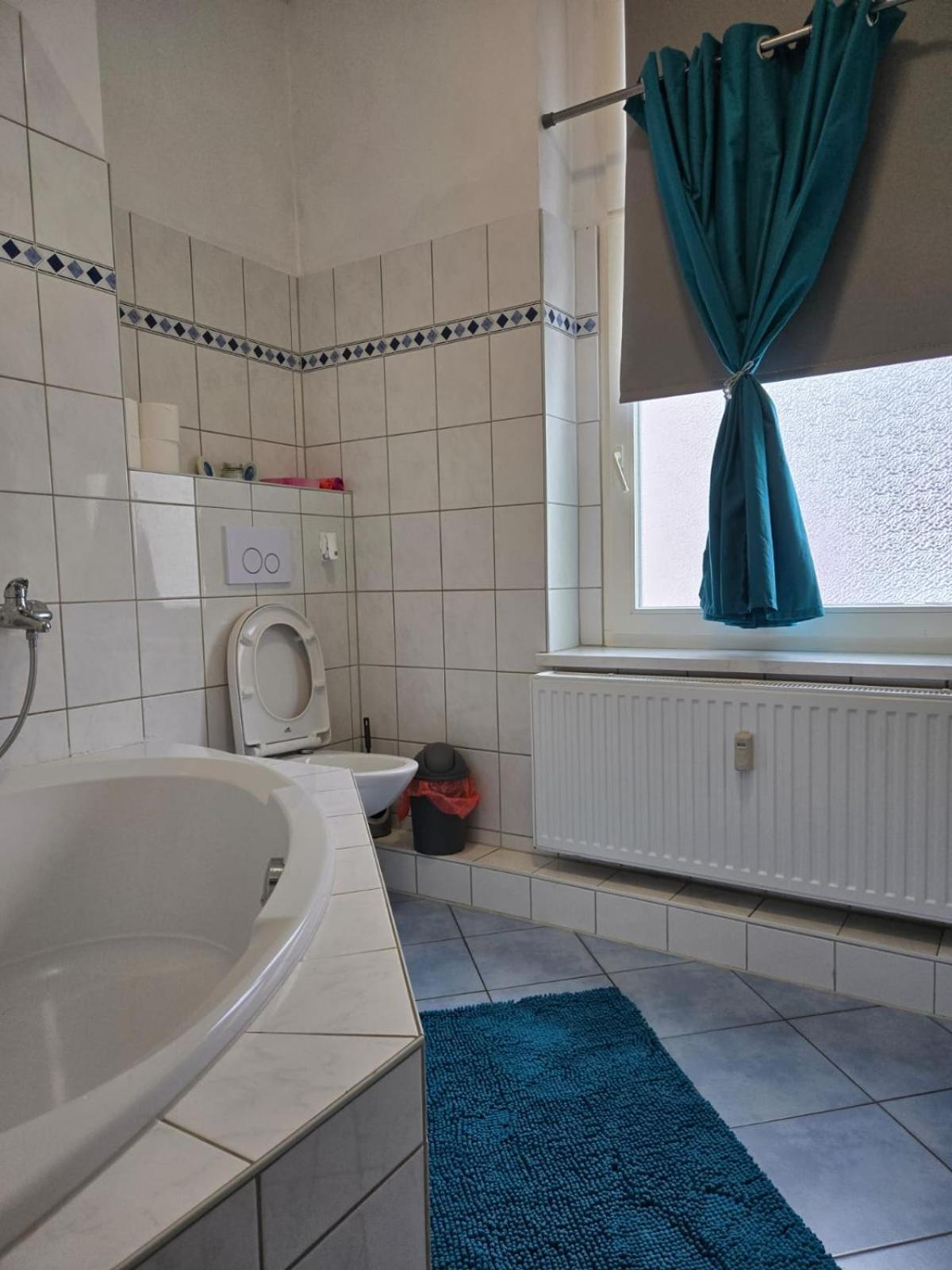 Ferienwohnung Am Bahnhof 베른부르크 외부 사진