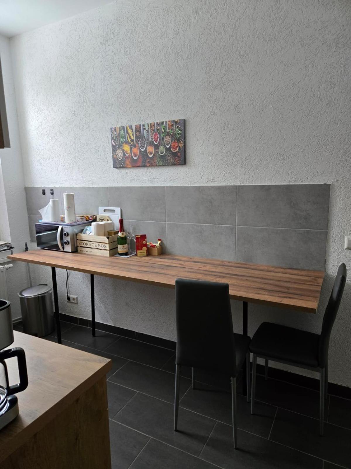 Ferienwohnung Am Bahnhof 베른부르크 외부 사진